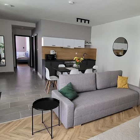 Dotis Apartman Tata Extérieur photo