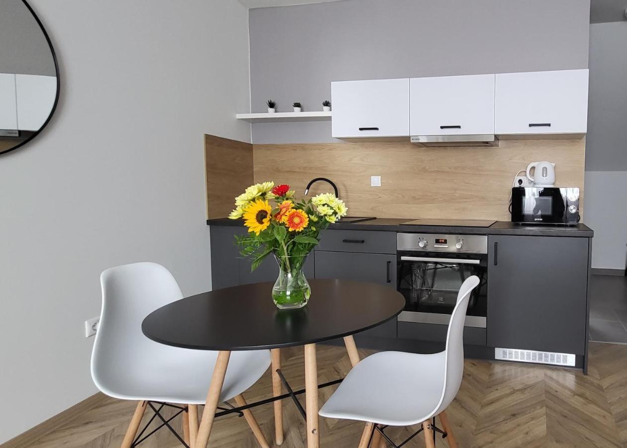 Dotis Apartman Tata Extérieur photo