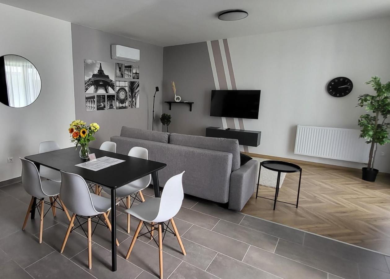 Dotis Apartman Tata Extérieur photo