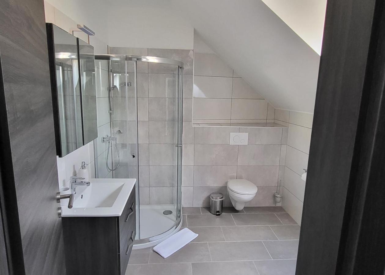 Dotis Apartman Tata Extérieur photo