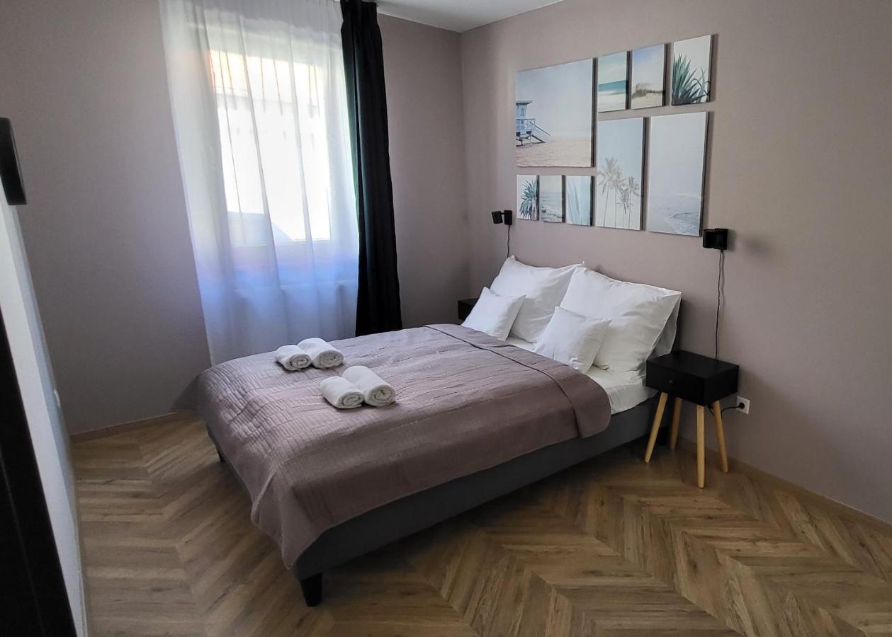 Dotis Apartman Tata Extérieur photo